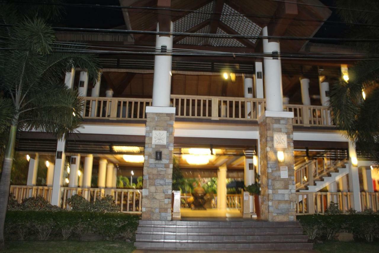 One Oasis A9 At The Back Of Sm Mall Davao Exterior photo